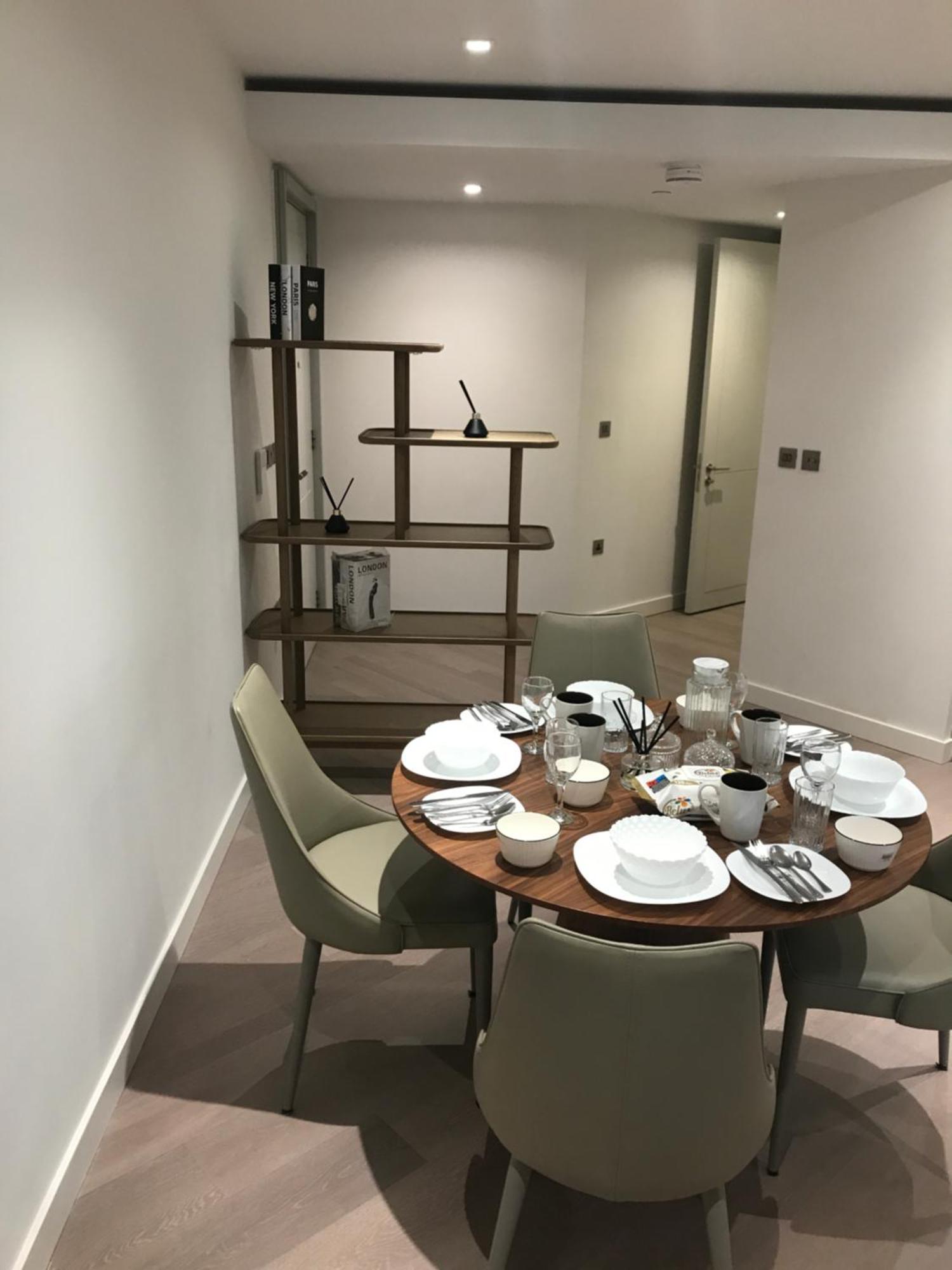 Edgware Road W2 Apartment *